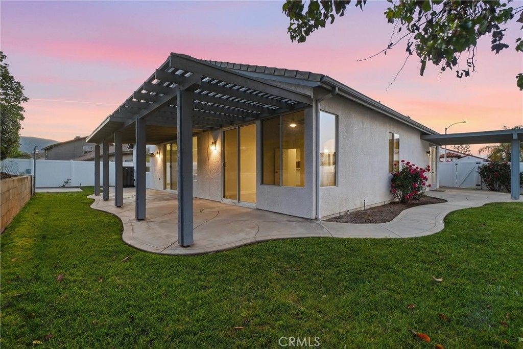 Image 39 of property listing at 736 Rembrandt, Corona, CA 92882