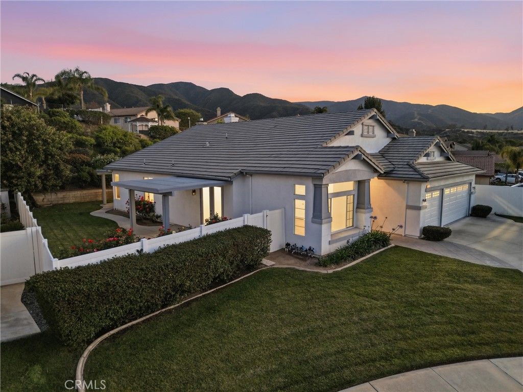 Image 48 of property listing at 736 Rembrandt, Corona, CA 92882