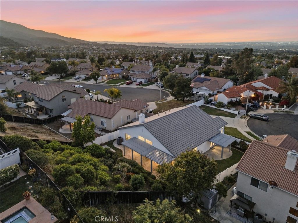 Image 51 of property listing at 736 Rembrandt, Corona, CA 92882