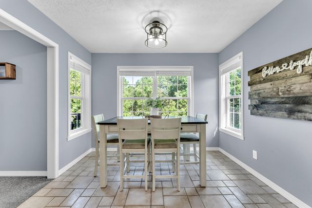 1407 Raspberry Court, Nixa, MO 65714