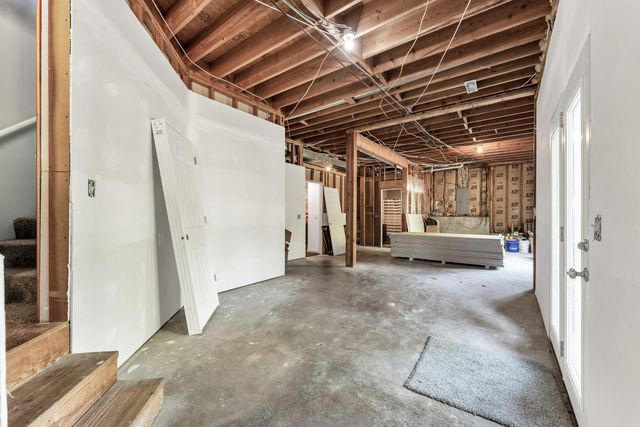 1407 Raspberry Court, Nixa, MO 65714