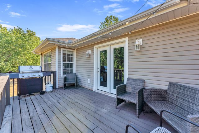 1407 Raspberry Court, Nixa, MO 65714