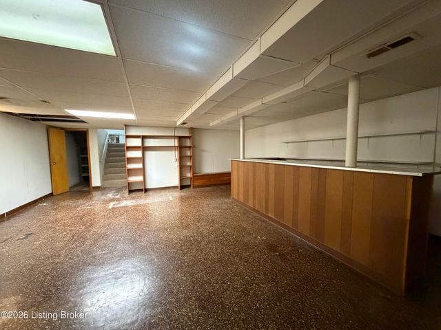 418 N 2nd St, Bardstown, KY 40004
