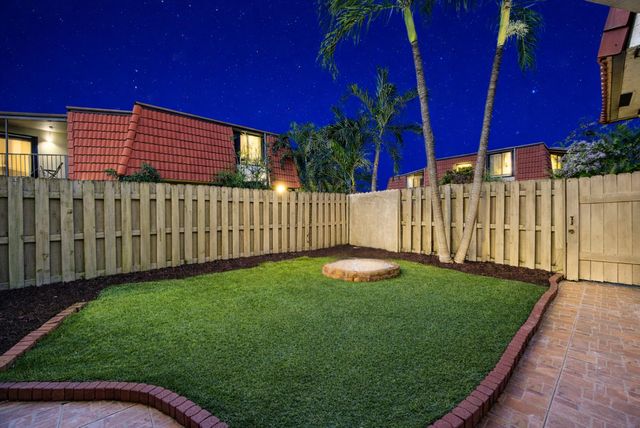 3849 Victoria Drive, West Palm Beach, FL 33406