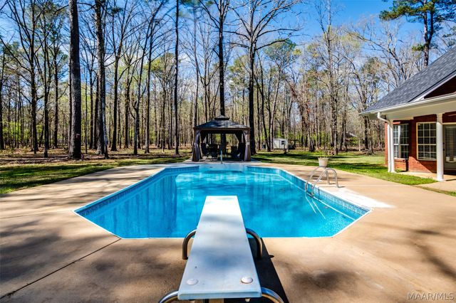 200 Hickory Lane, Cecil, AL 36013