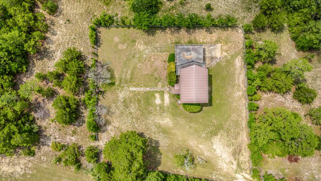 318 Oakridge Cemetery Road, Defuniak Springs, FL 32435
