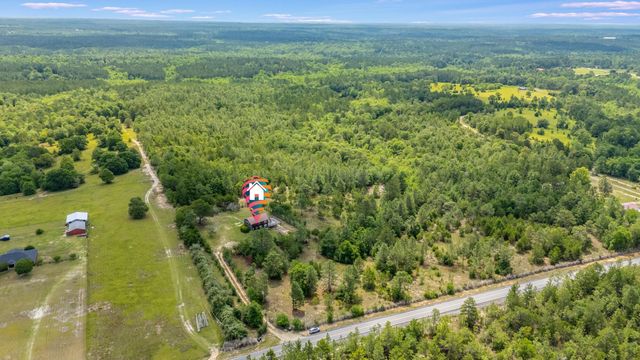 318 Oakridge Cemetery Road, Defuniak Springs, FL 32435