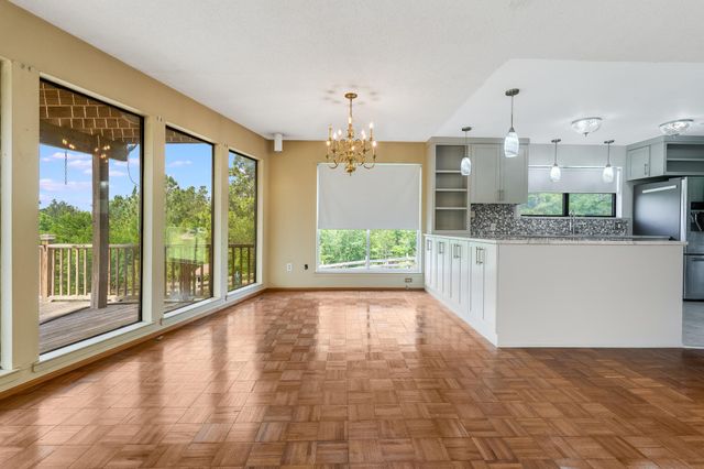 318 Oakridge Cemetery Road, Defuniak Springs, FL 32435