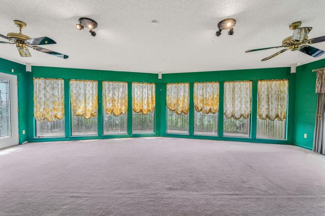 318 Oakridge Cemetery Road, Defuniak Springs, FL 32435