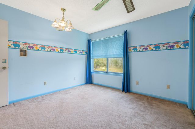 318 Oakridge Cemetery Road, Defuniak Springs, FL 32435