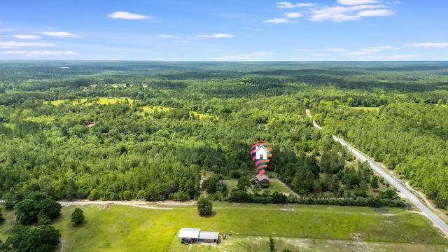 318 Oakridge Cemetery Road, Defuniak Springs, FL 32435