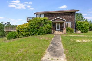 318 Oakridge Cemetery Road, Defuniak Springs, FL 32435