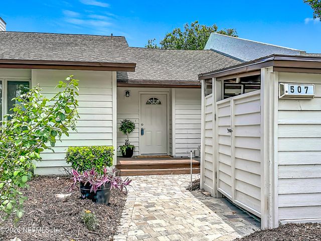 507 QUAIL POINTE Lane, Ponte Vedra Beach, FL 32082