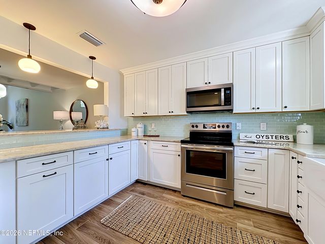507 QUAIL POINTE Lane, Ponte Vedra Beach, FL 32082