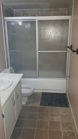 4152 Inverrary Dr 305, Lauderhill, FL 33319