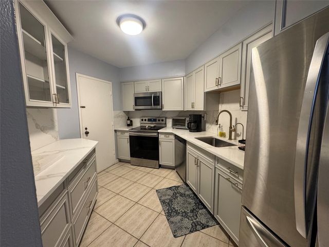 3725 S Ocean Drive 1610, Hollywood, FL 33019