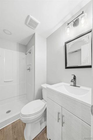 10609 Lochness Court, St Louis, MO 63114