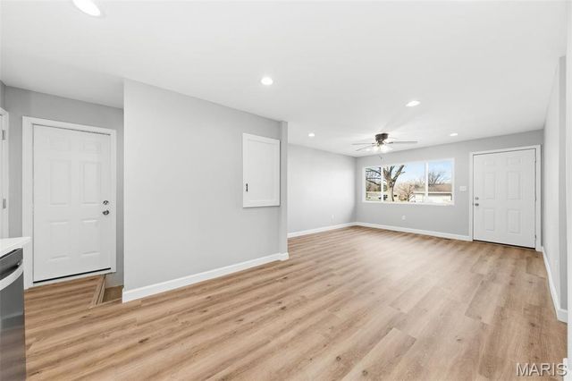 10609 Lochness Court, St Louis, MO 63114