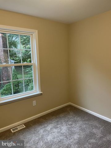 1666 HEMLOCK CIR, Downingtown, PA 19335