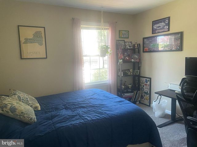 1666 HEMLOCK CIR, Downingtown, PA 19335