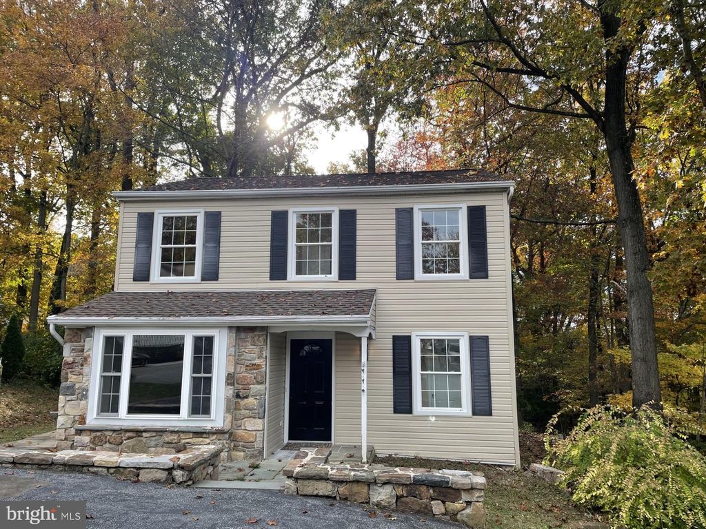 1666 HEMLOCK CIR, Downingtown, PA 19335