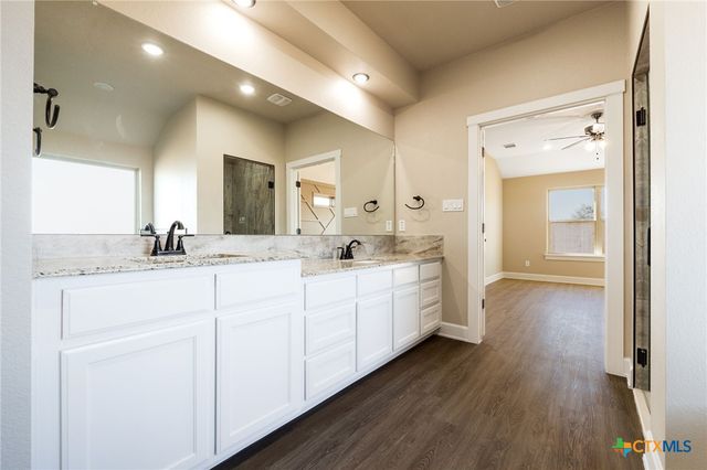 2005 Blackhawk Loop, Belton, TX 76513