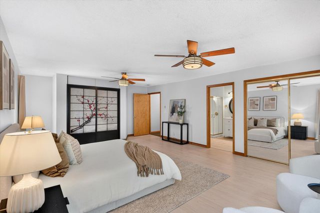 1345 E Walnut Street, Springfield, MO 65802