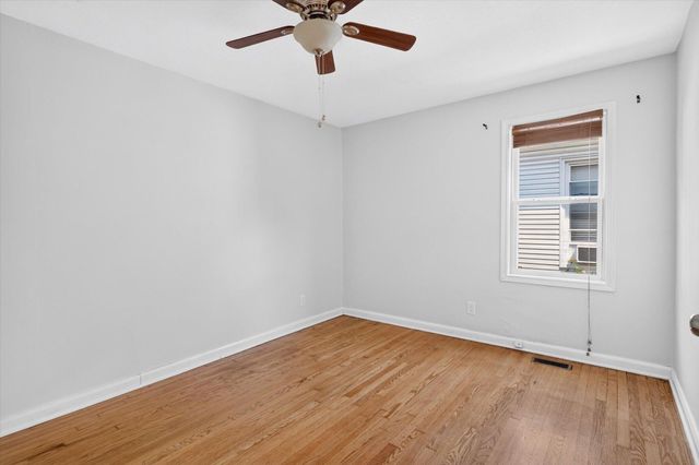 1345 E Walnut Street, Springfield, MO 65802