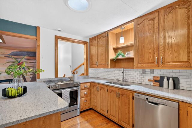 1345 E Walnut Street, Springfield, MO 65802