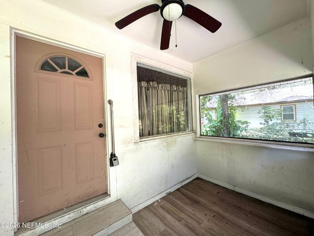 1074 HOOD Avenue, Jacksonville, FL 32254
