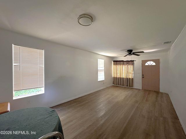 1074 HOOD Avenue, Jacksonville, FL 32254