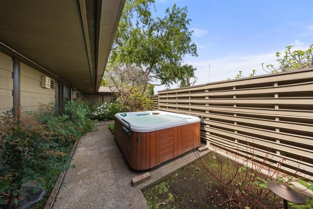 3112 Buckingham Ct, Modesto, CA 95350