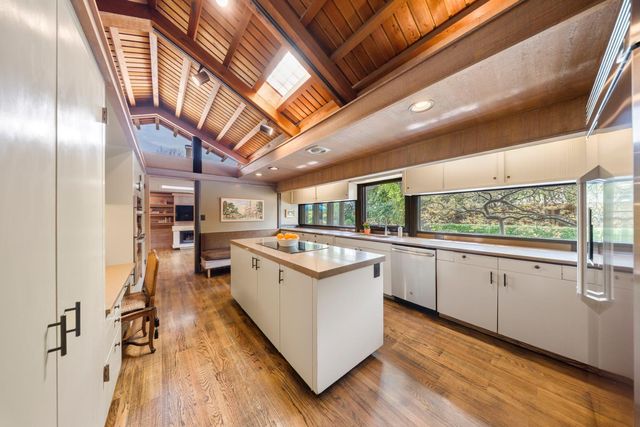 3112 Buckingham Ct, Modesto, CA 95350