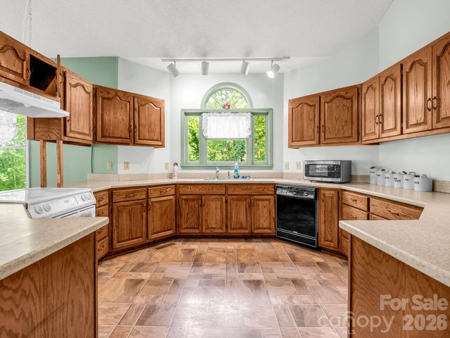 385 Park Street, Columbus, NC 28722