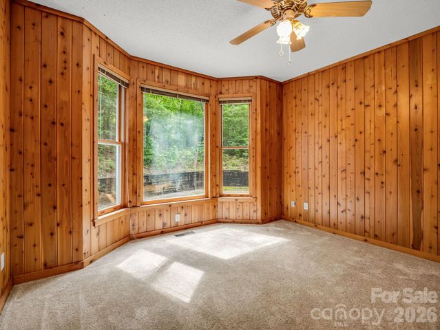 385 Park Street, Columbus, NC 28722