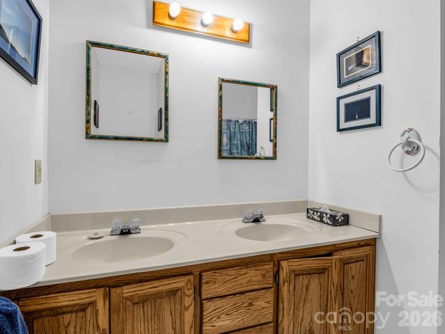 385 Park Street, Columbus, NC 28722