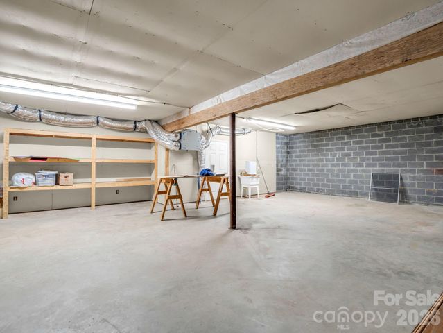 385 Park Street, Columbus, NC 28722