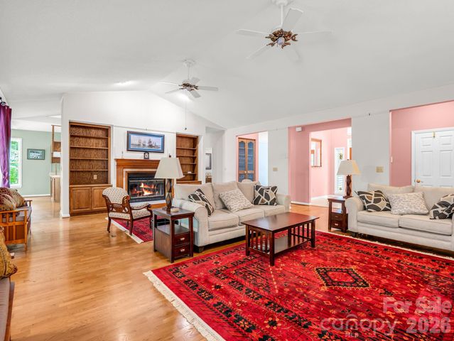 385 Park Street, Columbus, NC 28722