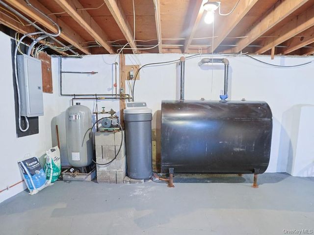 8 Wood Terrace, Newburgh, NY 12550