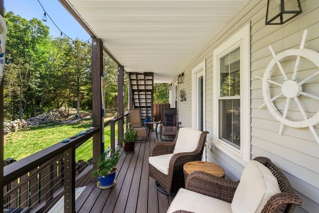 54 Canterbury St A, Hingham, MA 02043