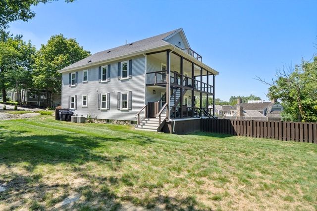 54 Canterbury St A, Hingham, MA 02043