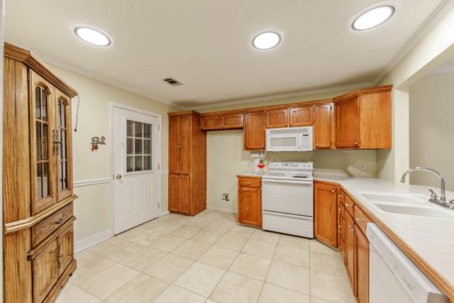 117 Saxony Dr, Houma, LA 70364