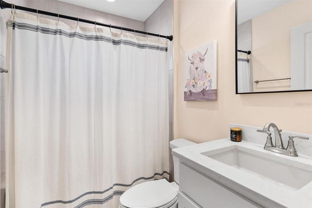 2495 COUNTY ROAD 245D, Oxford, FL 34484