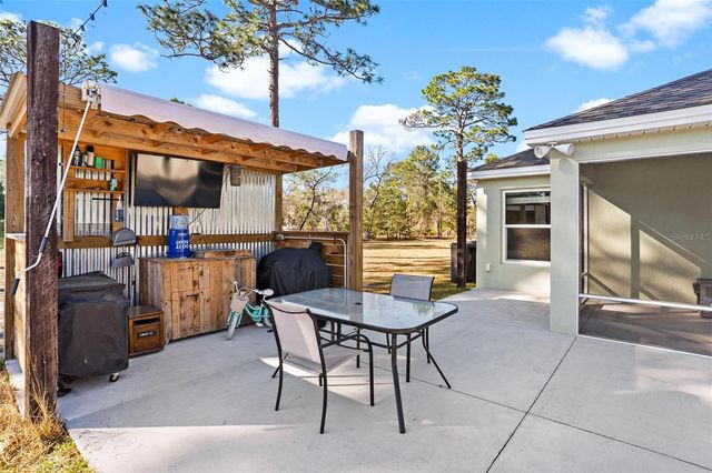 2495 COUNTY ROAD 245D, Oxford, FL 34484