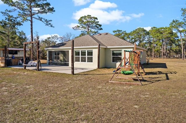 2495 COUNTY ROAD 245D, Oxford, FL 34484