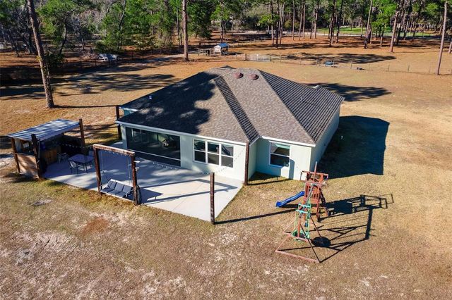 2495 COUNTY ROAD 245D, Oxford, FL 34484