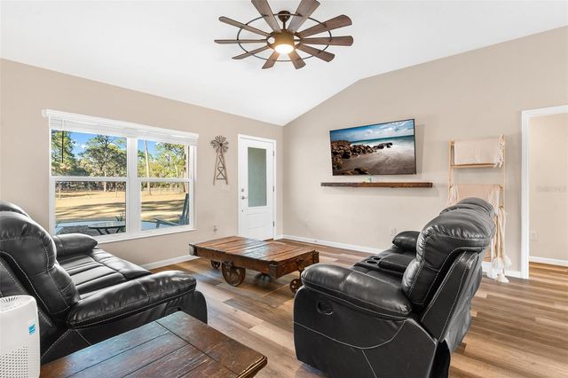 2495 COUNTY ROAD 245D, Oxford, FL 34484