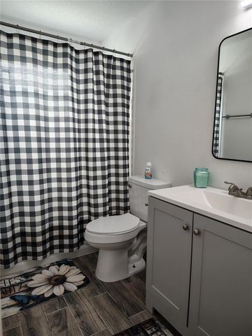 415 E BERESFORD AVENUE, Deland, FL 32724