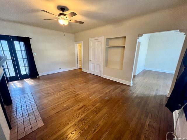 424 E Ashby Pl Apt 1, San Antonio, TX 78212