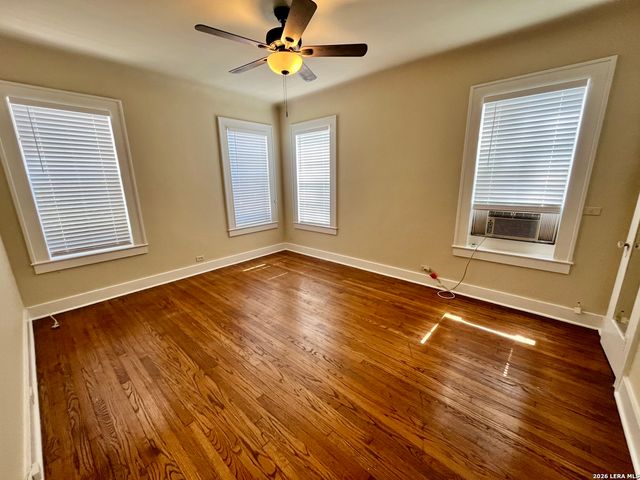 424 E Ashby Pl Apt 1, San Antonio, TX 78212